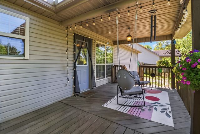 10449 Kays Lane, Rogers, AR 72756