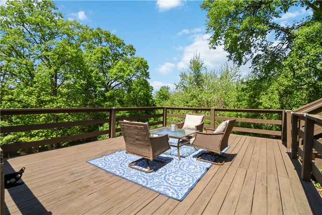 10449 Kays Lane, Rogers, AR 72756