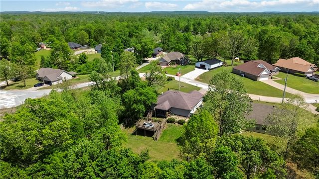 10449 Kays Lane, Rogers, AR 72756