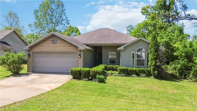 10449 Kays Lane, Rogers, AR 72756