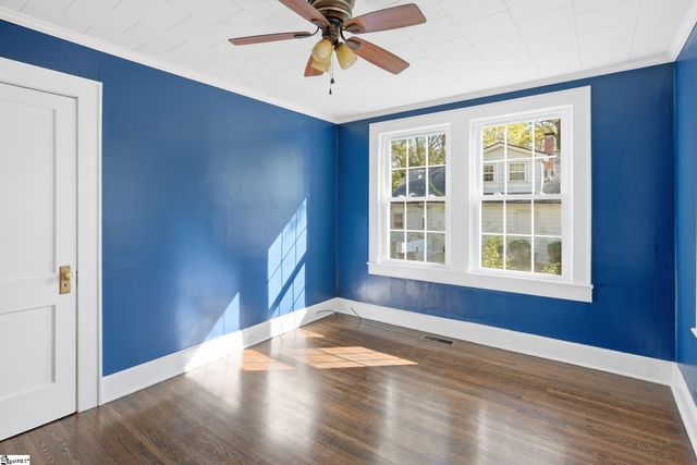 602 W Farley Avenue, Laurens, SC 29360