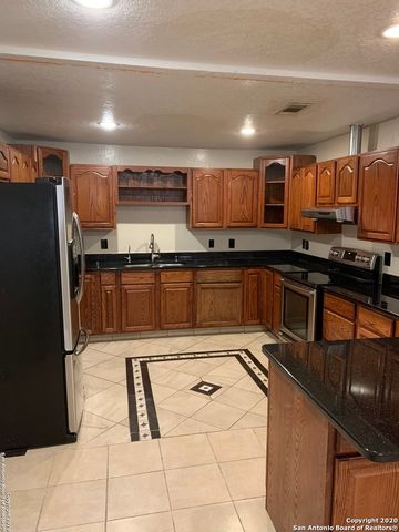 1750 W CRAIG PL, San Antonio, TX 78201