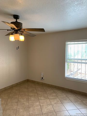 1750 W CRAIG PL, San Antonio, TX 78201