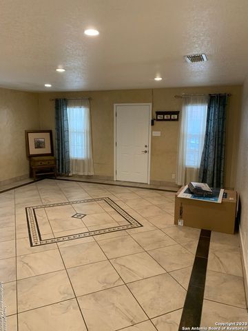 1750 W CRAIG PL, San Antonio, TX 78201