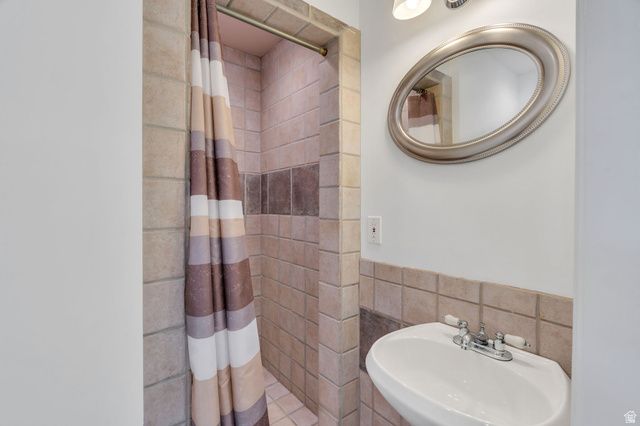 2848 S 2475 E, Salt Lake City, UT 84109