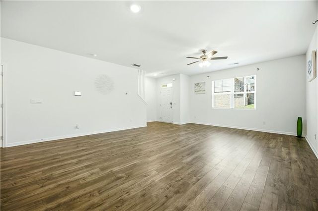 810 Elgin Trail, Lawrenceville, GA 30045