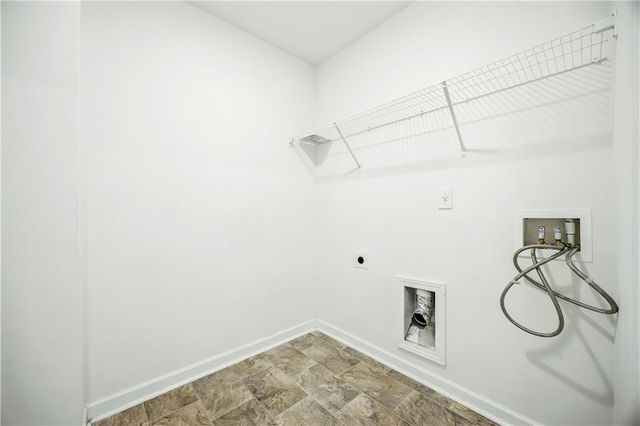 810 Elgin Trail, Lawrenceville, GA 30045