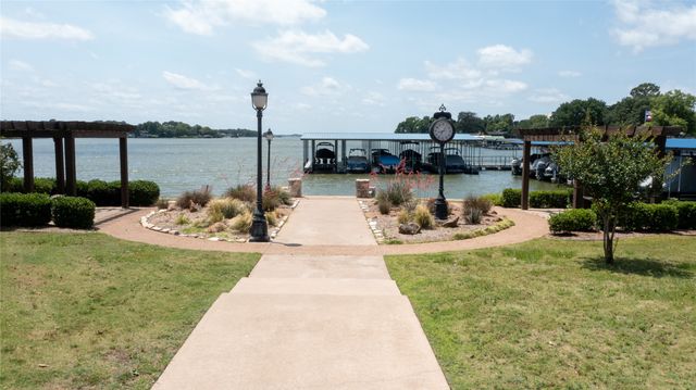 124 Marina Drive, Gun Barrel City, TX 75156
