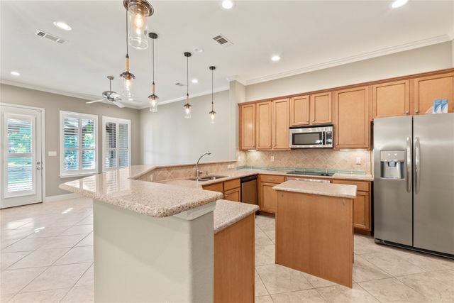 124 Marina Drive, Gun Barrel City, TX 75156
