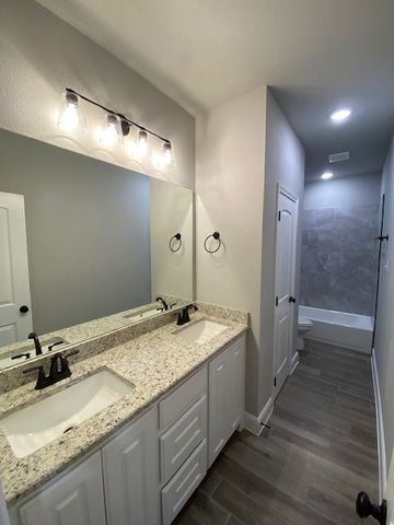 165 Coalson Crossing, Azle, TX 76020