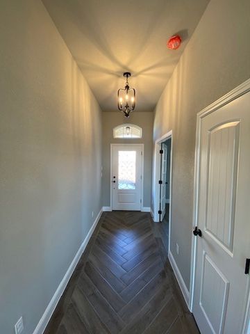 165 Coalson Crossing, Azle, TX 76020