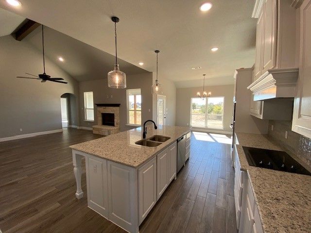 165 Coalson Crossing, Azle, TX 76020