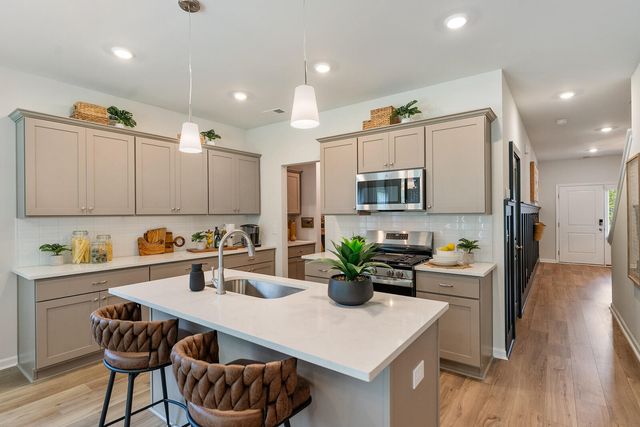 221 Central Creek Drive, Goose Creek, SC 29445