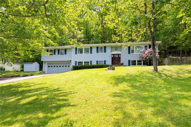 25 Highland Drive, Corning City, NY 14830