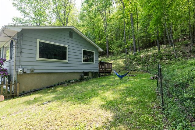 25 Highland Drive, Corning City, NY 14830