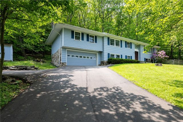 25 Highland Drive, Corning City, NY 14830