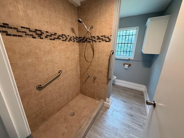 222 E John Alber Road, Houston, TX 77037