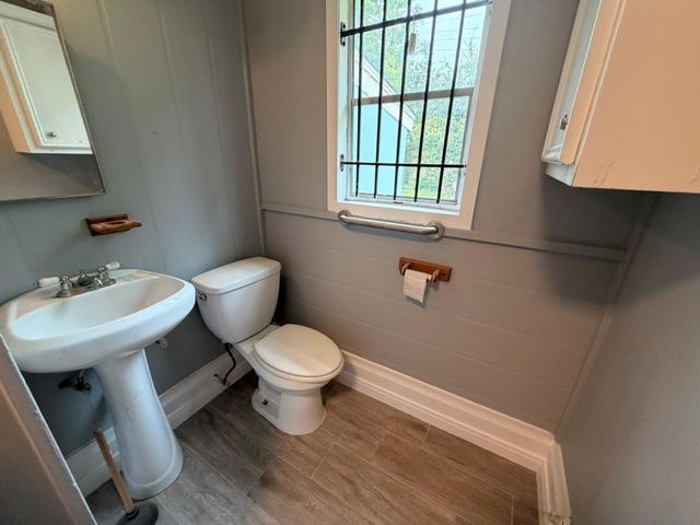 222 E John Alber Road, Houston, TX 77037