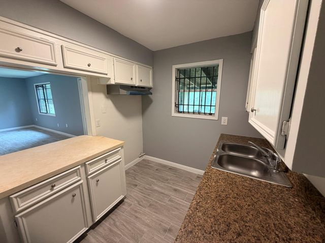 222 E John Alber Road, Houston, TX 77037