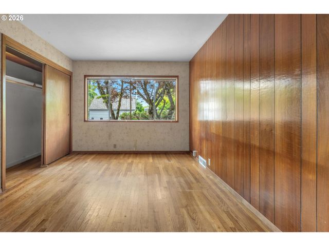 6810 Sw CANYON CREST Dr, Portland, OR 97225