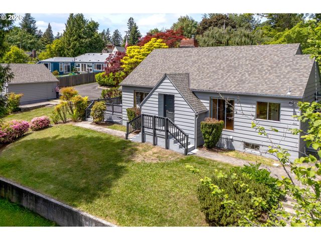 6810 Sw CANYON CREST Dr, Portland, OR 97225