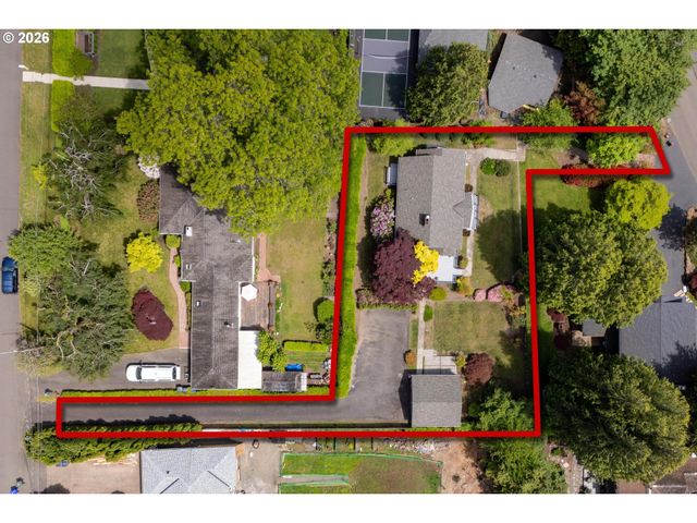 6810 Sw CANYON CREST Dr, Portland, OR 97225