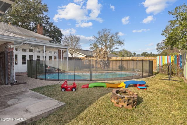 617 Claymore Drive, Lafayette, LA 70503