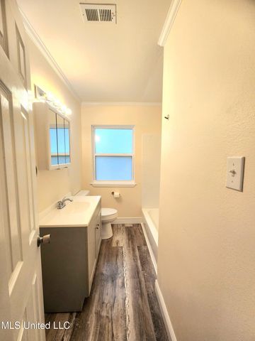 1635 Hollywood Boulevard, Biloxi, MS 39531