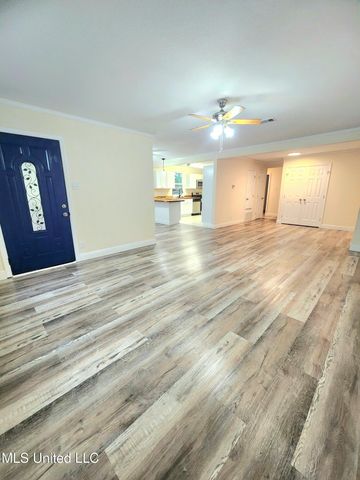 1635 Hollywood Boulevard, Biloxi, MS 39531