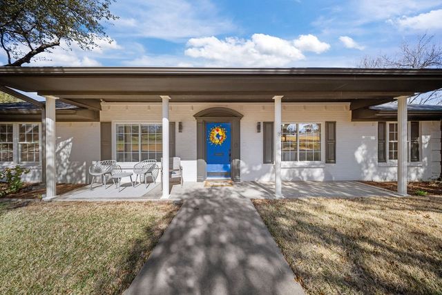 3921 Tamworth Road, Fort Worth, TX 76116