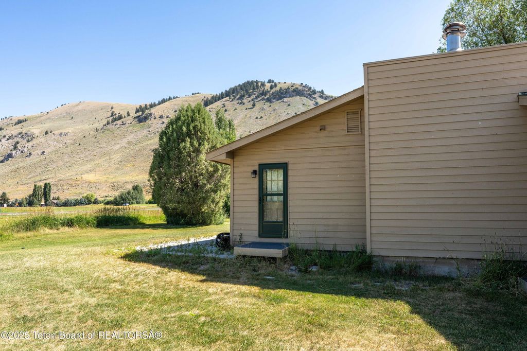1275 W BULL RAKE Drive, Jackson, WY 83001 photo 7