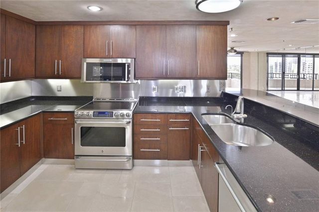 40 N Interstate 35 12C2, Austin, TX 78701