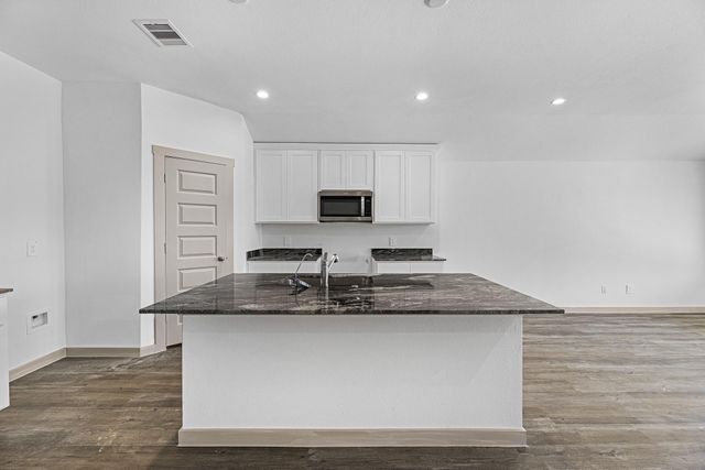 1017 River Coral, Alvin, TX 77511