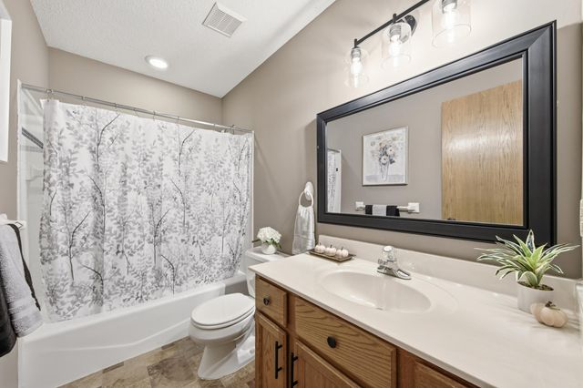 602 Todd Avenue, Eagan, MN 55123