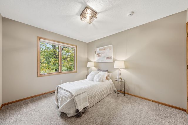 602 Todd Avenue, Eagan, MN 55123