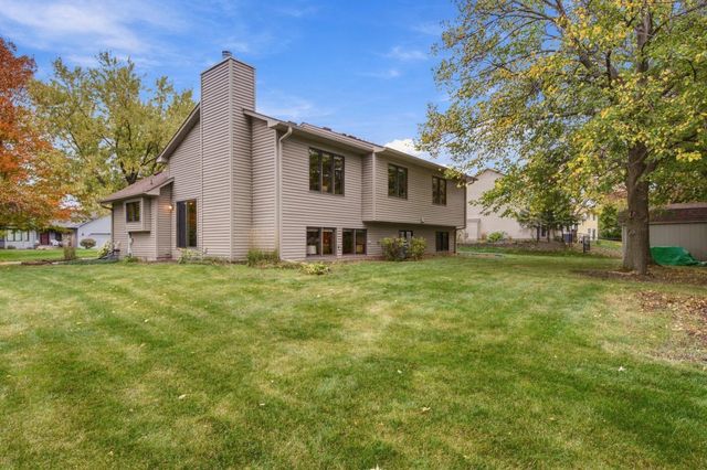 602 Todd Avenue, Eagan, MN 55123