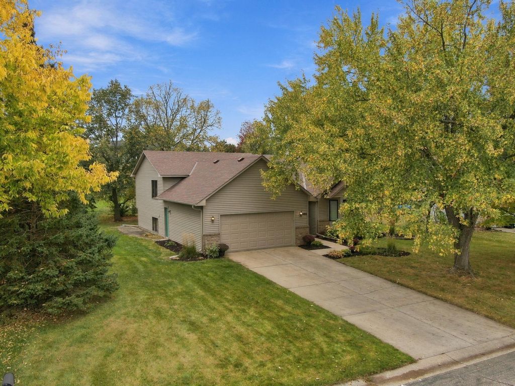602 Todd Avenue, Eagan, MN 55123 — photo 2