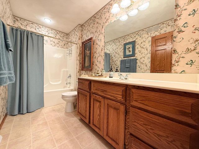 105 Oak Springs Circle, Deforest, WI 53532