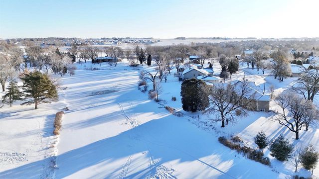 105 Oak Springs Circle, Deforest, WI 53532