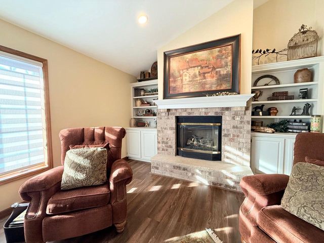 105 Oak Springs Circle, Deforest, WI 53532