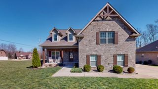 5020 E Mayflower Ct, Greenbrier, TN 37073