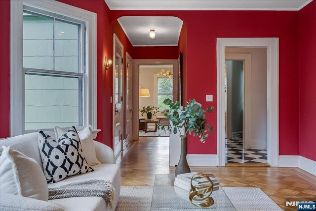 118 Fullerton Avenue, Montclair, NJ 07042