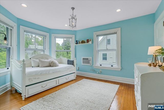 118 Fullerton Avenue, Montclair, NJ 07042