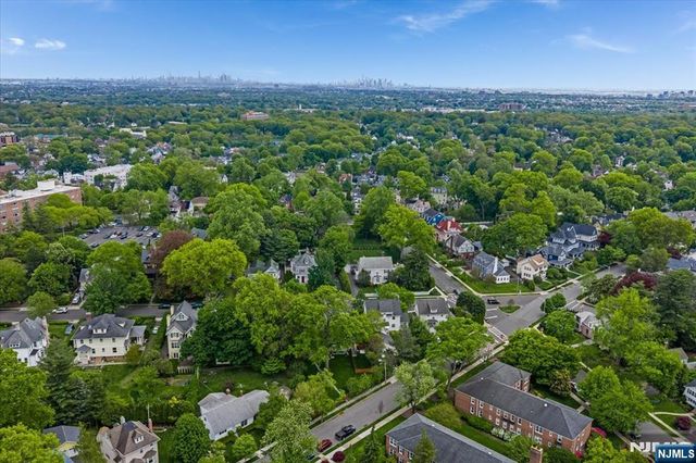 118 Fullerton Avenue, Montclair, NJ 07042