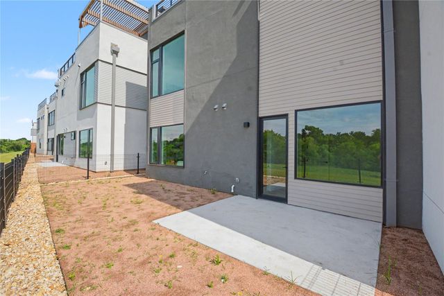 1111 Raiford Road 104, Carrollton, TX 75007