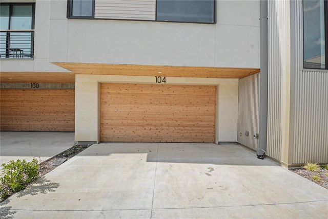 1111 Raiford Road 104, Carrollton, TX 75007