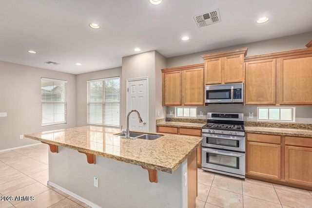 15064 W WESTVIEW Drive, Goodyear, AZ 85395