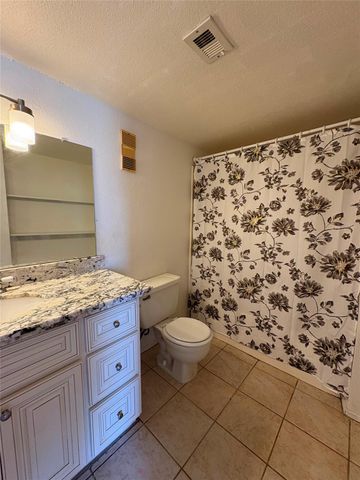 3901 Woodchase Drive 62, Houston, TX 77042