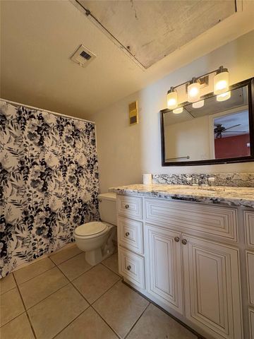 3901 Woodchase Drive 62, Houston, TX 77042