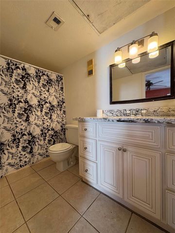 3901 Woodchase Drive 62, Houston, TX 77042